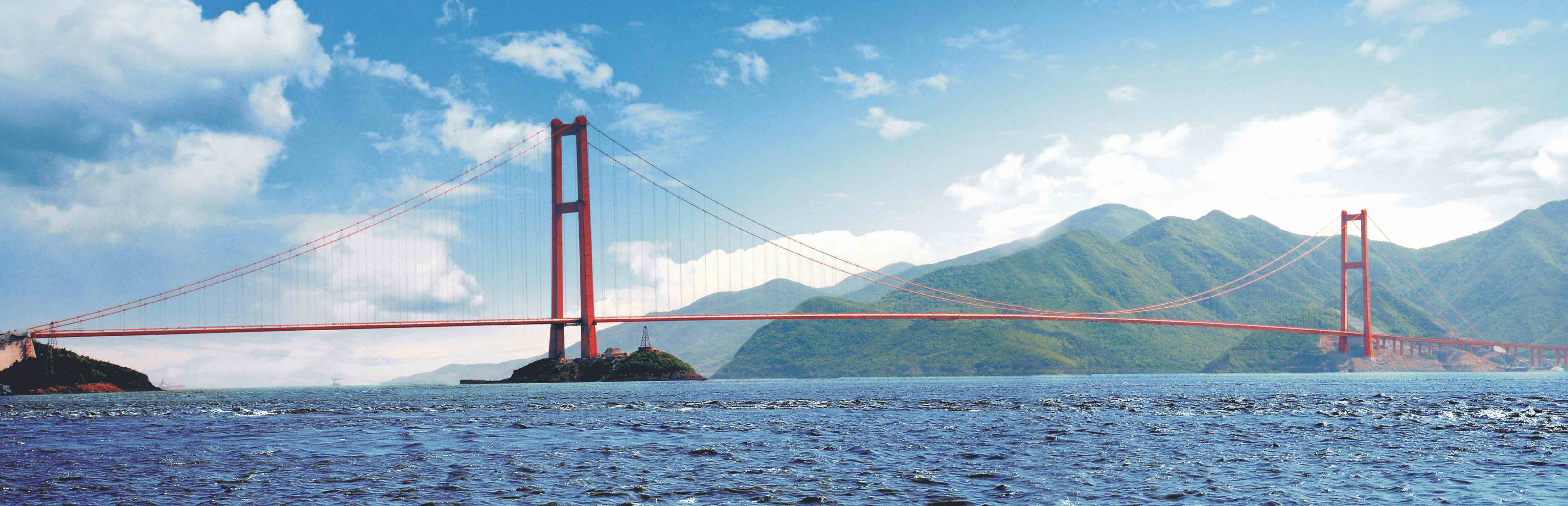 1、浙江舟山西堠門跨海大橋，主跨1650米的懸索跨海特大橋，居中國第一，世界第二，被譽為“神州第一橋”，獲得國際橋梁“古斯塔夫林德薩爾獎、2015年菲迪克杰出項目獎、魯班獎、詹天佑土木工程大獎、中國公路學會科技進步一等獎。.jpg