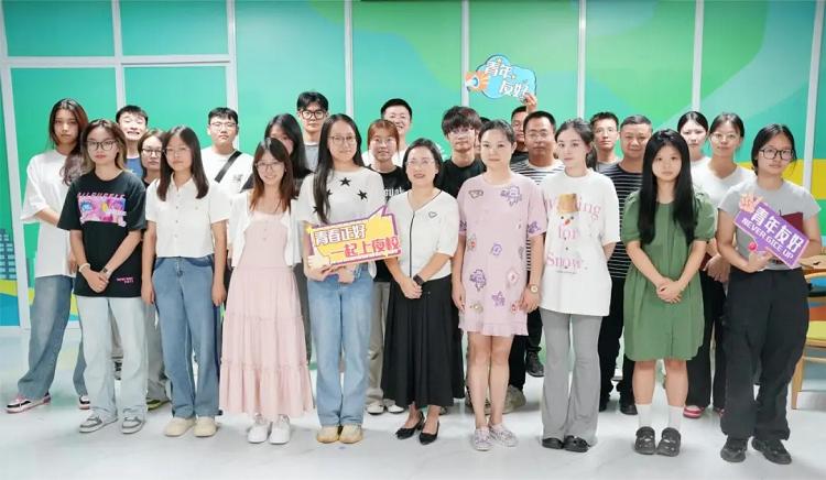減壓賦能 | “蜀青匯·青年Yeah?！保ňd陽片區(qū)示范點）帶你一起放飛心靈